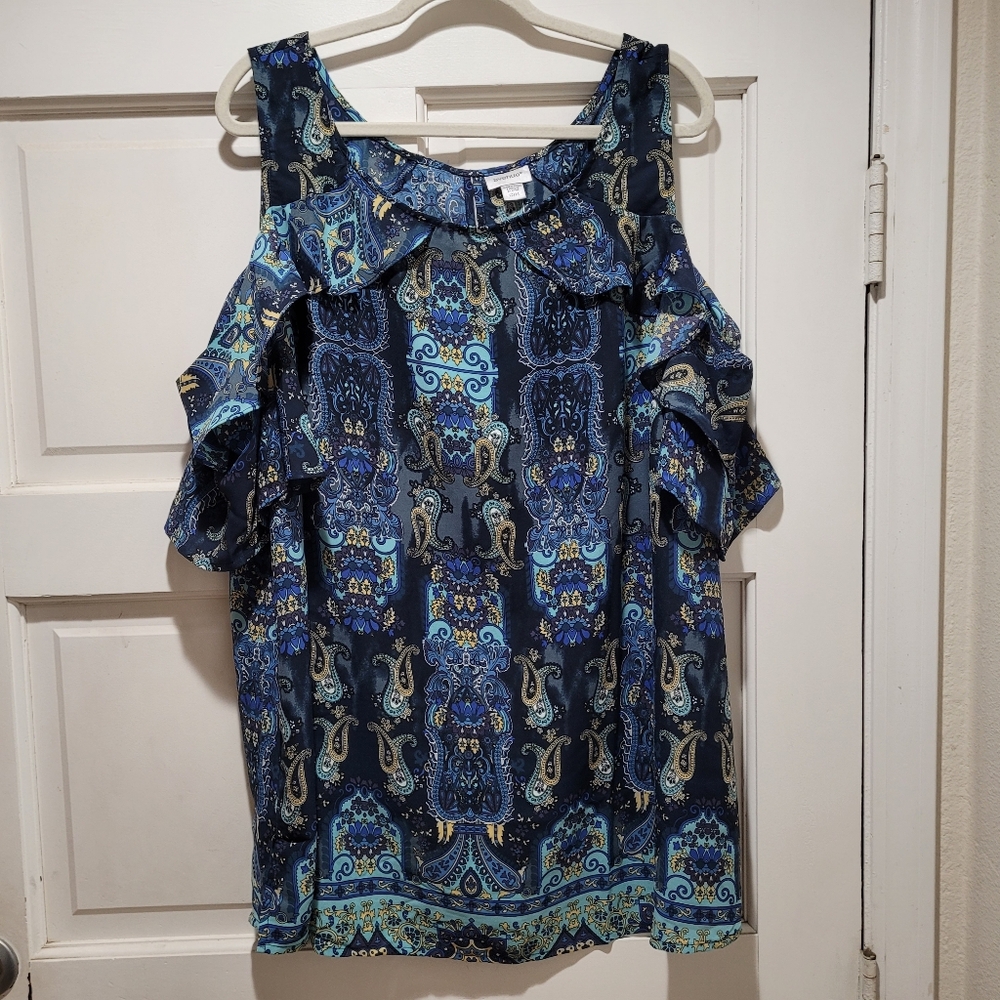 💙 Avenue Paisley Cold Shoulder Frill Top Size 22/24 NWT
